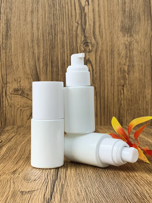 30ML ROUND FLAT WHITE MATTE SERUM BOTTLE CHINA